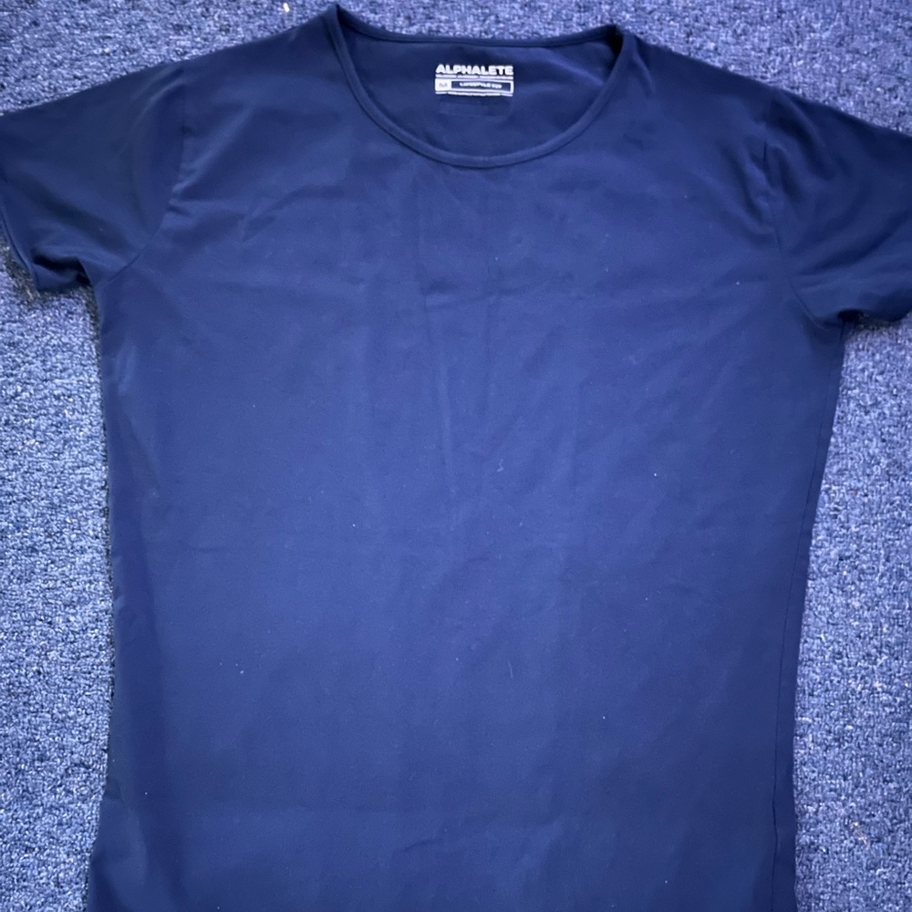 Alphalete Lifestyle Fit Scoop Tee